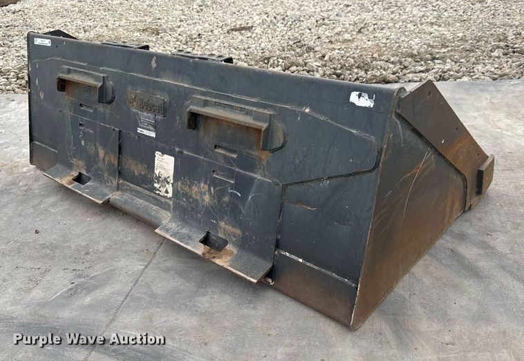 image for item EQ1177 Bobcat 74 Severe Duty skid steer bucket