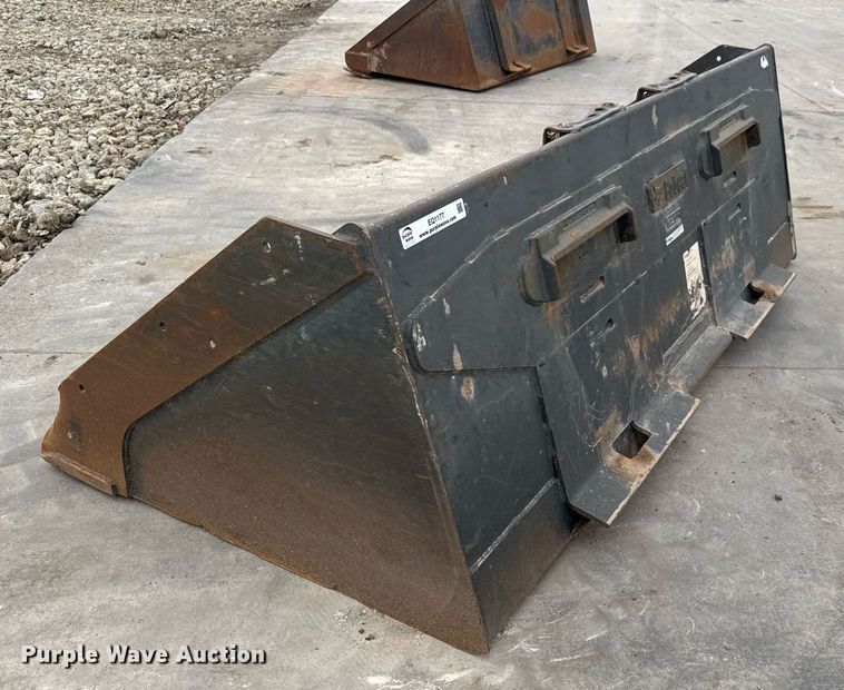 image for item EQ1177 Bobcat 74 Severe Duty skid steer bucket