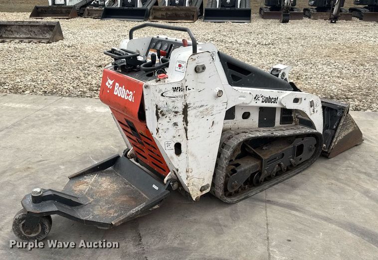 image for item EQ1181 2014 Bobcat MT52 compact utility loader