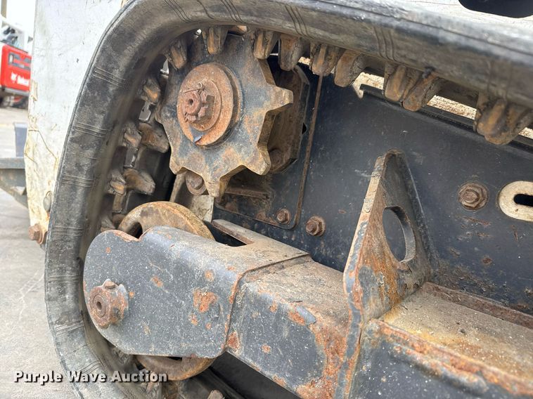 image for item EQ1181 2014 Bobcat MT52 compact utility loader