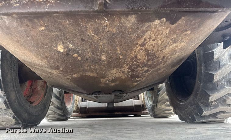 image for item EQ1183 1993 Bobcat 753 skid steer loader