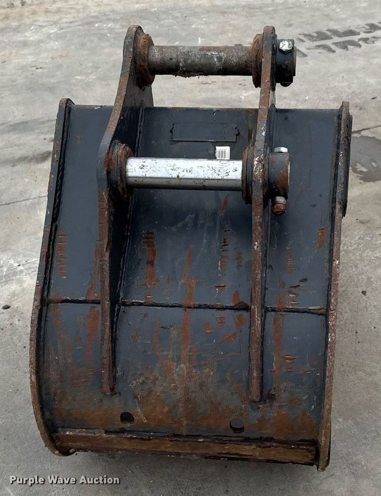 image for item EQ1184 Bobcat mini excavator bucket