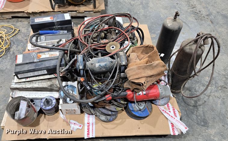 image for item EQ6500 Tools