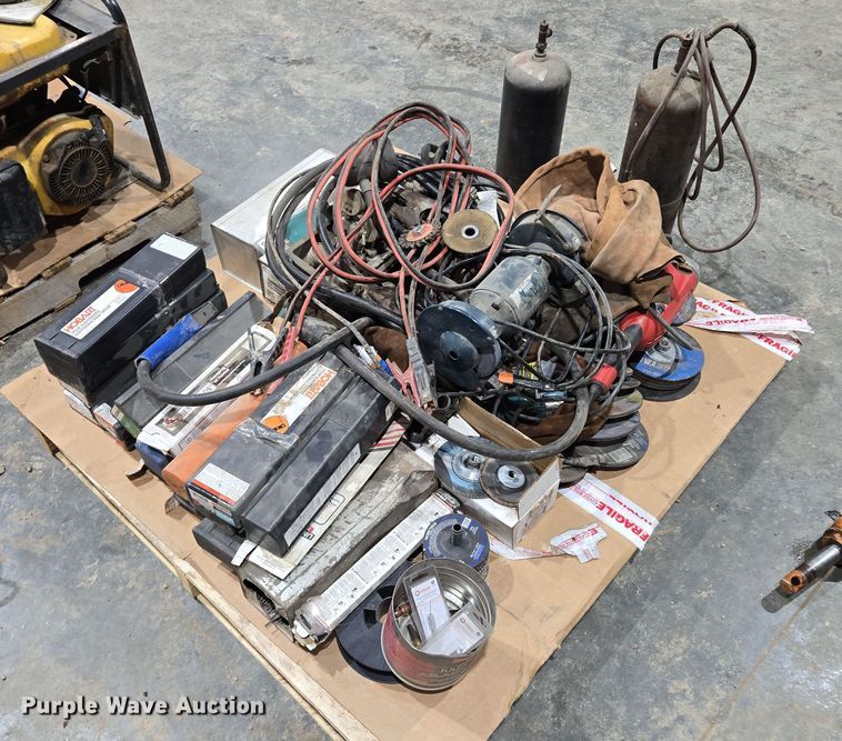 image for item EQ6500 Tools