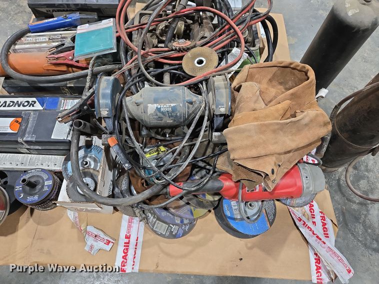 image for item EQ6500 Tools