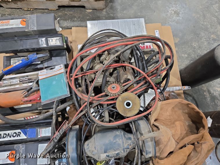 image for item EQ6500 Tools