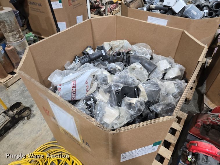 image for item EQ6503 HDPE saddles 