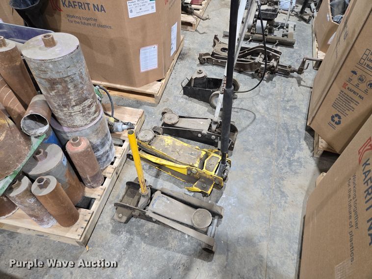 image for item EQ6506 Jacks