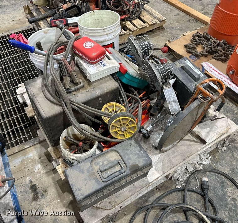 image for item EQ6515 Tools