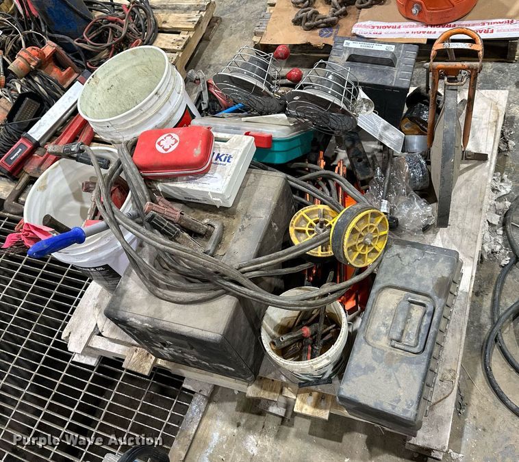 image for item EQ6515 Tools