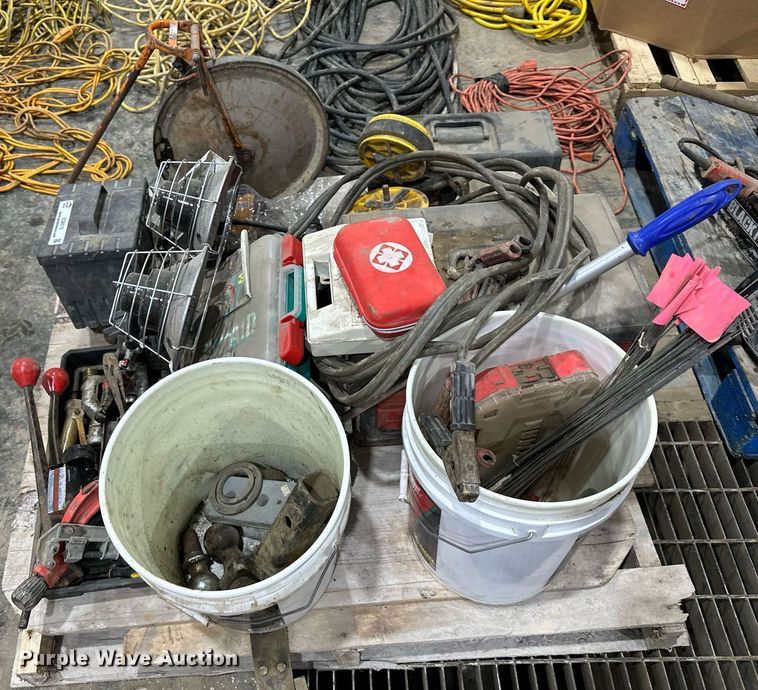 image for item EQ6515 Tools