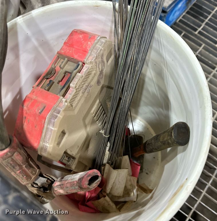 image for item EQ6515 Tools