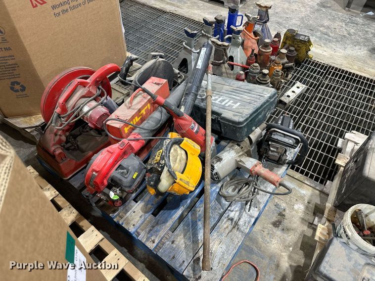 image for item EQ6516 Tools