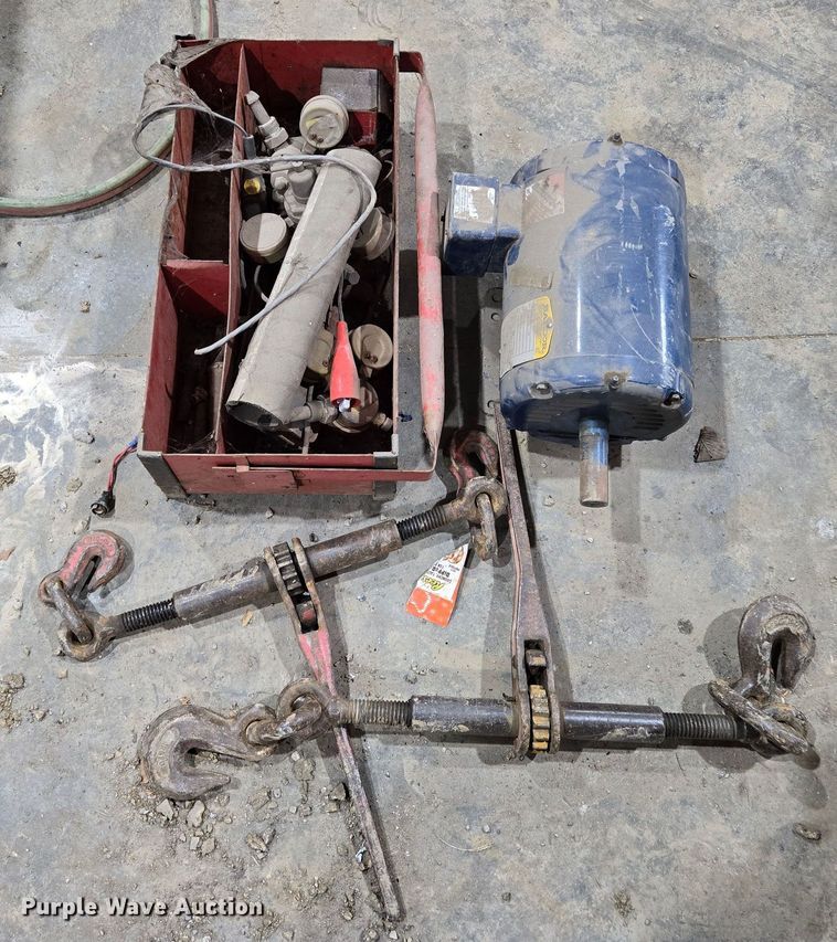 image for item EQ6517 Chains