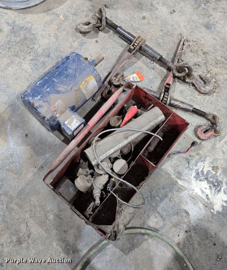 image for item EQ6517 Chains