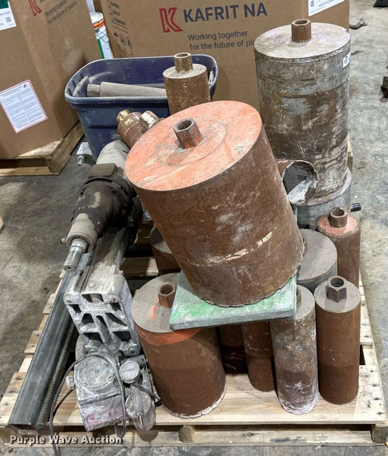 image for item EQ6522 (2) core drills