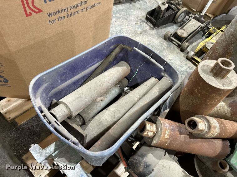 image for item EQ6522 (2) core drills