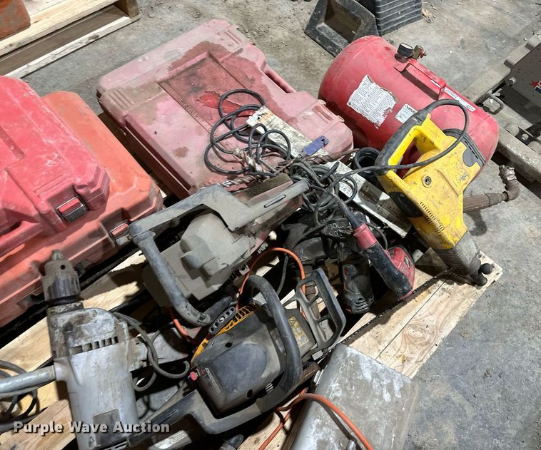 image for item EQ6524 Tools