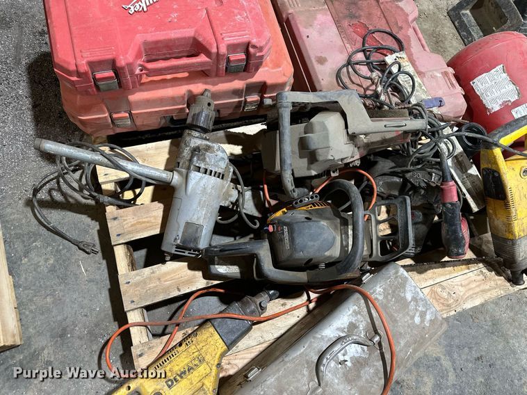 image for item EQ6524 Tools