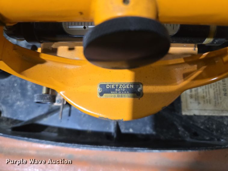 image for item EQ6525 Surveying equipment and pipe lazer