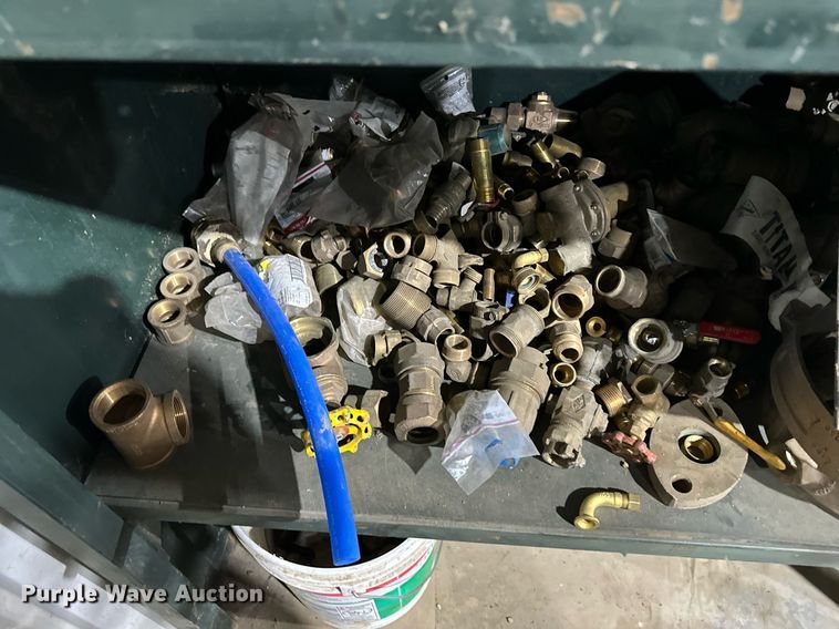 image for item EQ6527 Brass pipe fitting