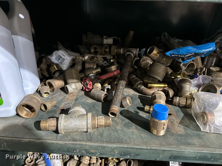 image for item EQ6527 Brass pipe fitting