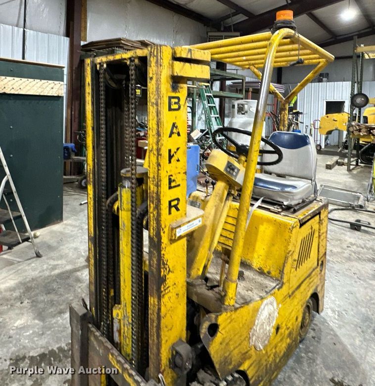 image for item EQ6529 Baker FID020 forklift