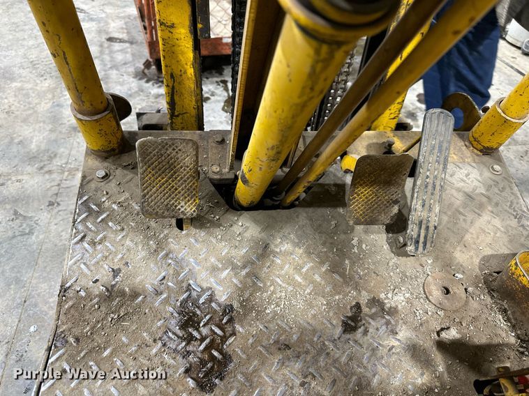 image for item EQ6529 Baker FID020 forklift