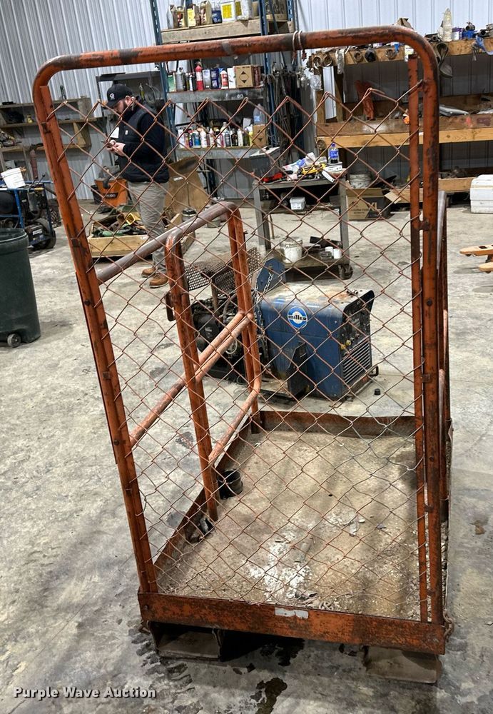 image for item EQ6529 Baker FID020 forklift