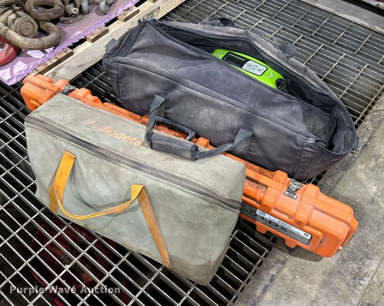 image for item EQ6531 Locators