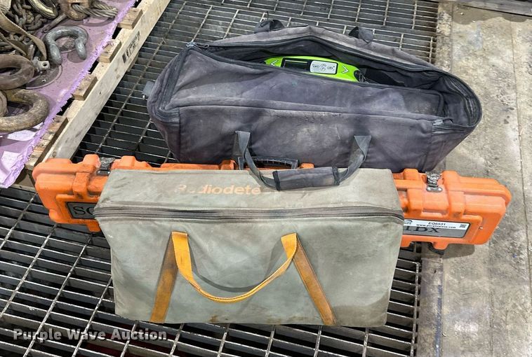 image for item EQ6531 Locators