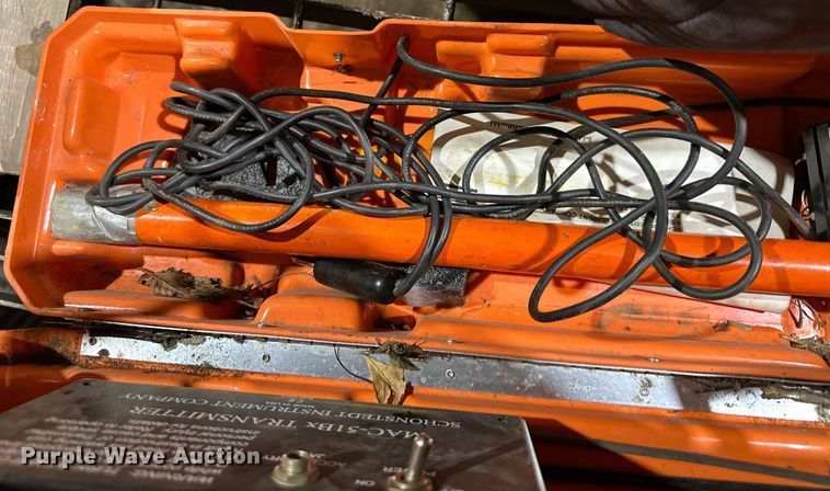 image for item EQ6531 Locators