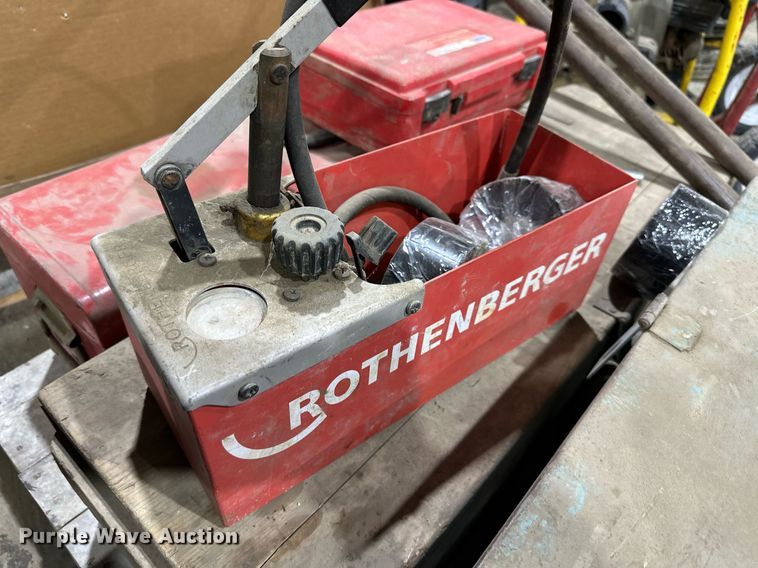 image for item EQ6534 Tapping machine