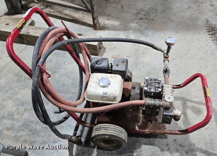 image for item EQ6548 Rex 465000 test pump 