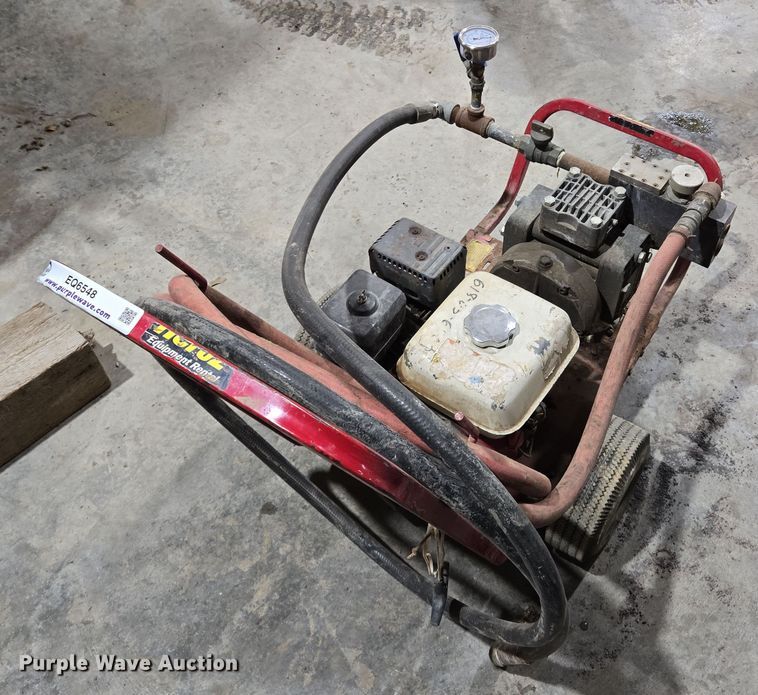 image for item EQ6548 Rex 465000 test pump 