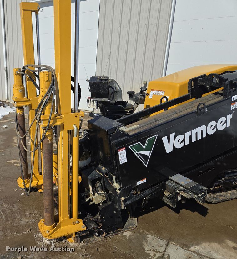 image for item EQ6562 2020 Vermeer D24x40III Navigator S3 directional boring unit