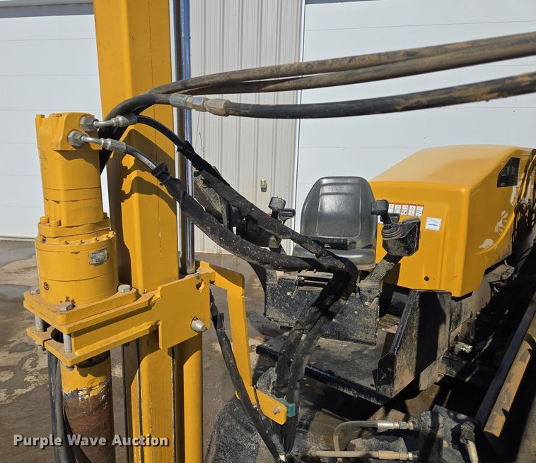 image for item EQ6562 2020 Vermeer D24x40III Navigator S3 directional boring unit