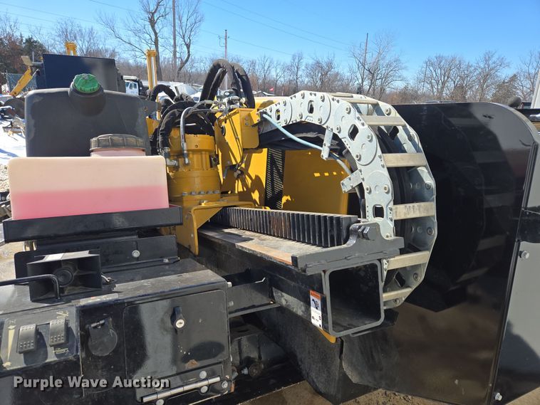 image for item EQ6562 2020 Vermeer D24x40III Navigator S3 directional boring unit