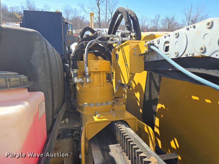 image for item EQ6562 2020 Vermeer D24x40III Navigator S3 directional boring unit