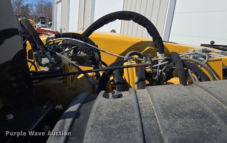 image for item EQ6562 2020 Vermeer D24x40III Navigator S3 directional boring unit