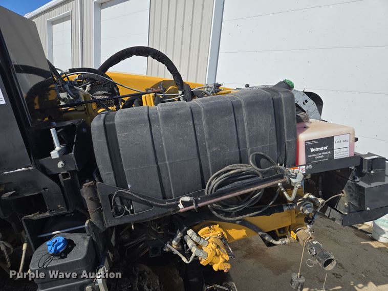 image for item EQ6562 2020 Vermeer D24x40III Navigator S3 directional boring unit