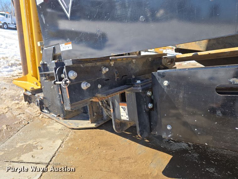 image for item EQ6562 2020 Vermeer D24x40III Navigator S3 directional boring unit