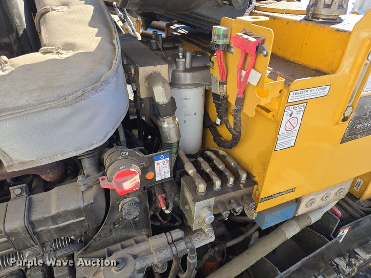 image for item EQ6562 2020 Vermeer D24x40III Navigator S3 directional boring unit