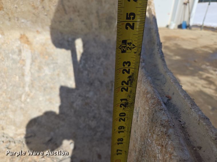 image for item EQ6564 Canycom SC75 concrete buggy