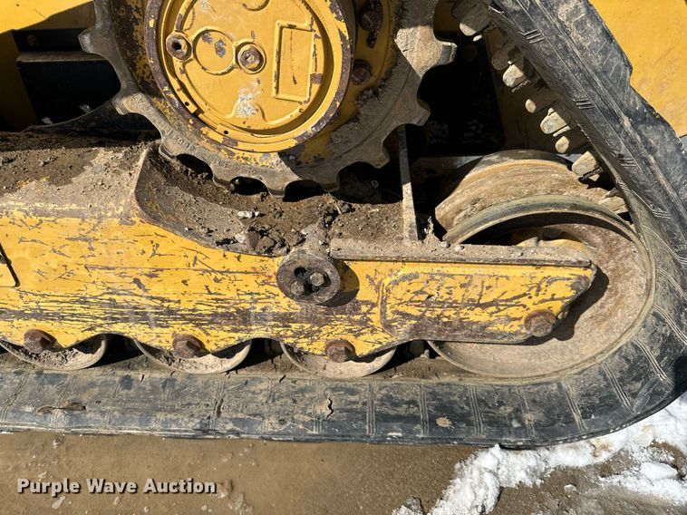 image for item EQ6565 2013 Caterpillar 279C2 tracked skid steer loader