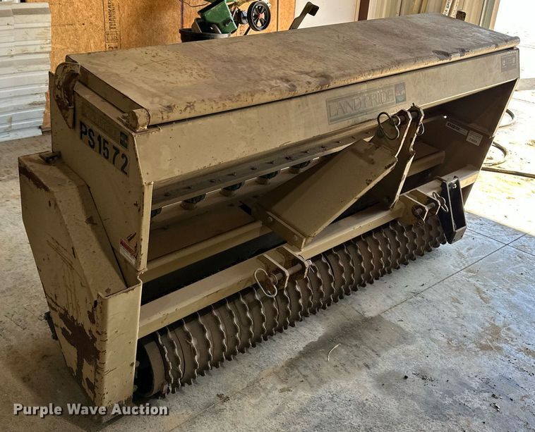 image for item EQ6566 1997 Land Pride PS1572 seeder
