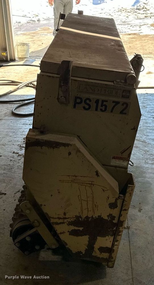 image for item EQ6566 1997 Land Pride PS1572 seeder
