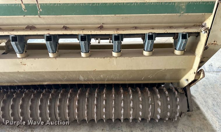 image for item EQ6566 1997 Land Pride PS1572 seeder