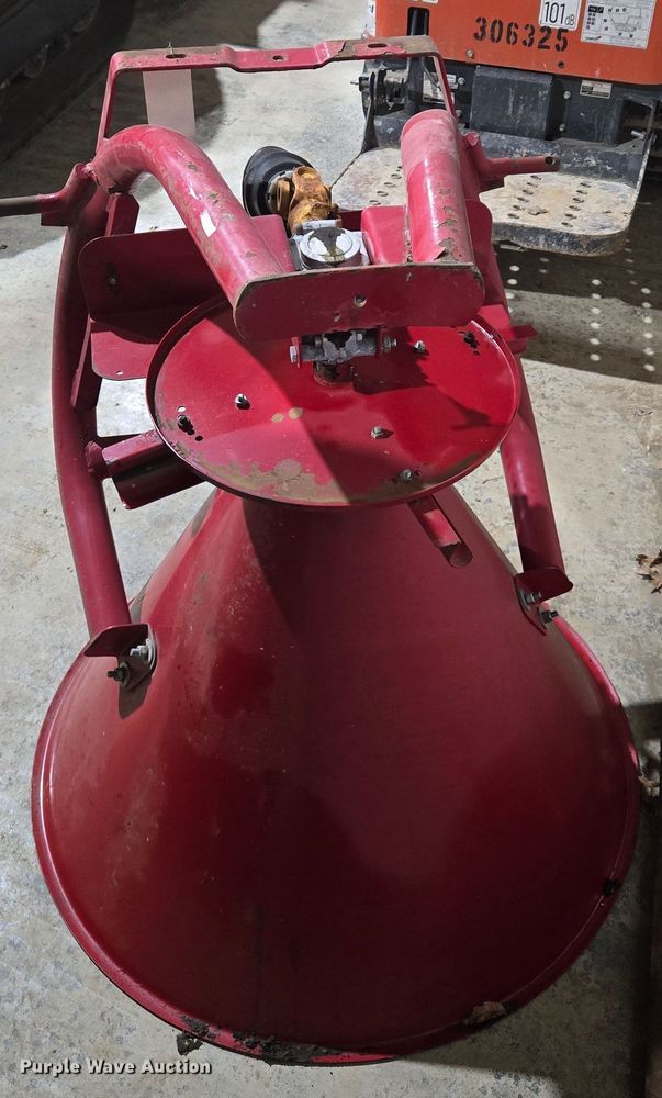 image for item EQ6566 1997 Land Pride PS1572 seeder