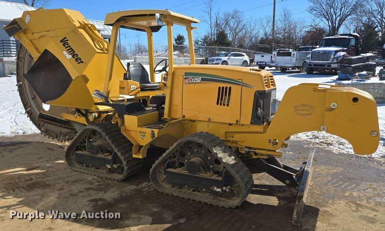 image for item EQ6567 2015 Vermeer RTX1250 rock saw